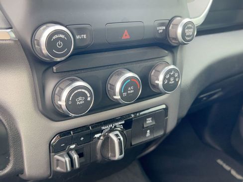 Used 2024 RAM 1500 Big Horn w/ Trailer Tow Group image 18