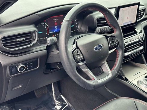 Used 2023 Ford Explorer ST-Line w/ Class IV Trailer Tow Package image 19