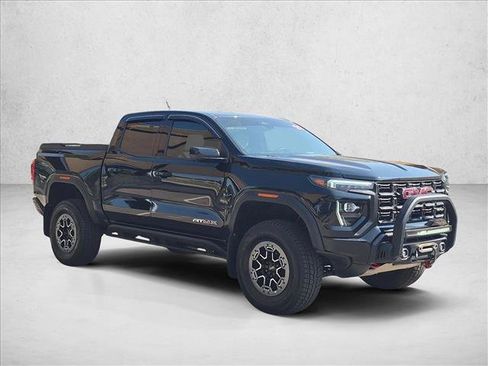 Used 2023 GMC Canyon AT4X w/ Edition 1 AWD/4WD image 3