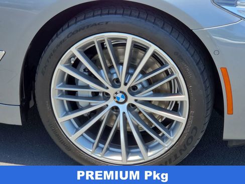 Used 2017 BMW 530i RWD image 12