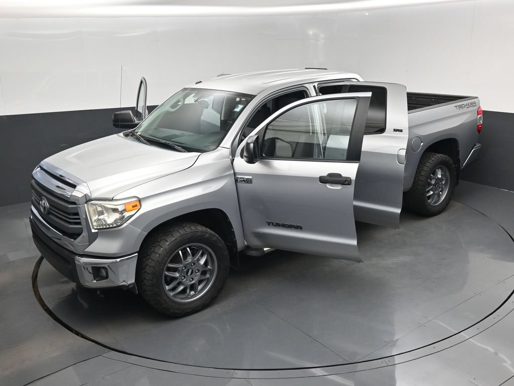 Used 2014 Toyota Tundra SR5 w/ SR5 Upgrade Package AWD/4WD image 20