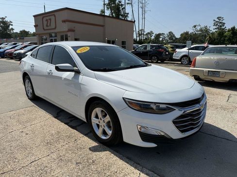 Used 2023 Chevrolet Malibu LS w/ Driver Confidence Package FWD image 3