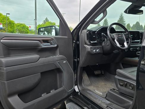 Used 2023 GMC Sierra 1500 SLT w/ SLT Premium Package AWD/4WD image 57