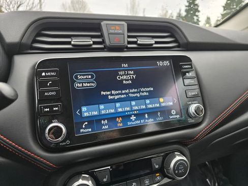 New 2025 Nissan Versa SR image 24