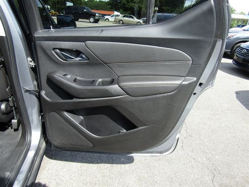 Used 2020 Chevrolet Traverse LS w/ LPO, Blackout Package FWD image 21
