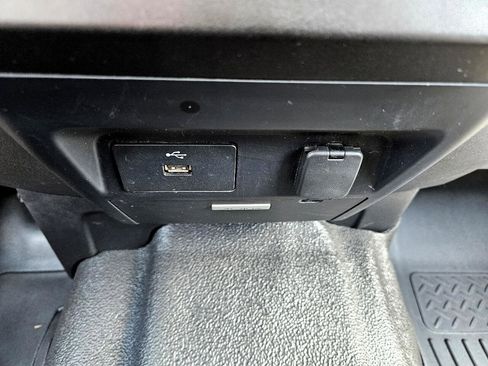 Used 2017 Ford F350 XL image 41