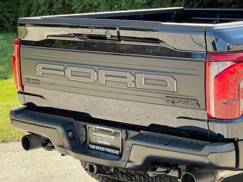 Used 2025 Ford F150 Raptor AWD/4WD image 11