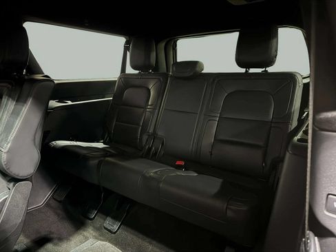 Certified 2022 Lincoln Navigator L Reserve AWD/4WD image 24