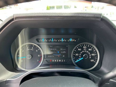 Used 2016 Ford F150 XLT w/ Equipment Group 302A Luxury RWD image 34