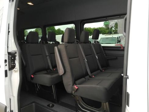 Used 2026 Mercedes-Benz Sprinter 2500 image 7