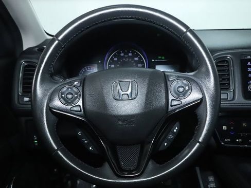 Used 2020 Honda HR-V Touring image 31