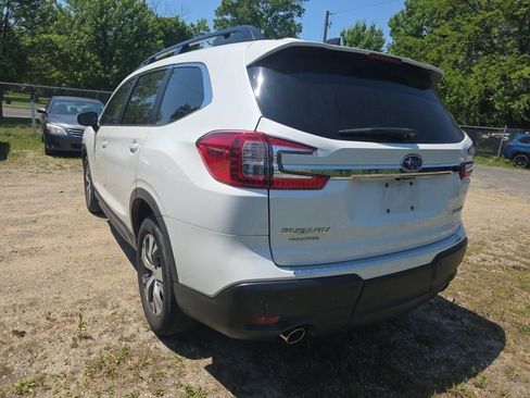 Used 2023 Subaru Ascent Premium w/ Convenience Package AWD/4WD image 7