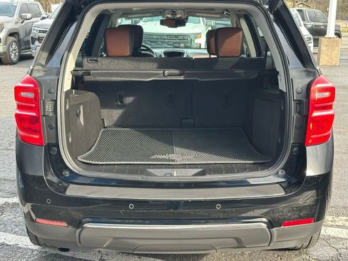 Used 2017 Chevrolet Equinox Premier w/ Enhanced Convenience Package image 8