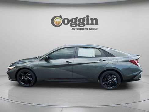 New 2026 Hyundai Elantra Sport FWD image 2