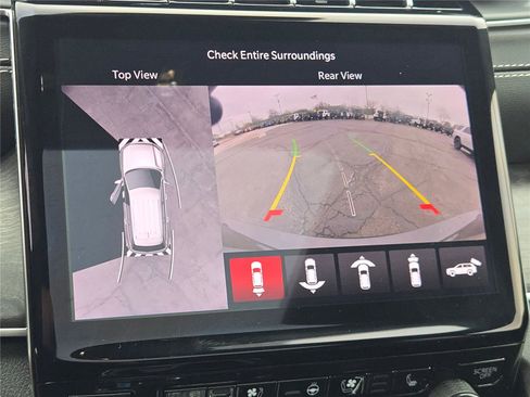 Certified 2025 Jeep Grand Cherokee L Limited w/ Luxury Tech Group II image 32