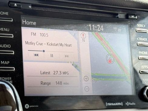 Used 2020 Toyota Sienna XLE w/ XLE Navigation Package FWD image 15