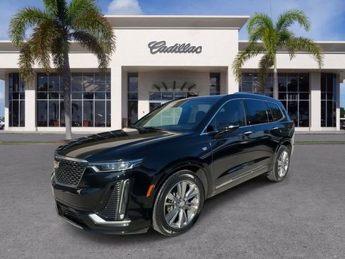 Certified 2023 Cadillac XT6 Premium Luxury w/ Technology Package image 6