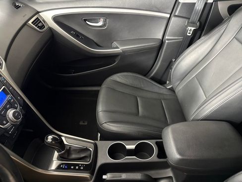 Used 2016 Hyundai Elantra GT w/ Option Group 03 image 20