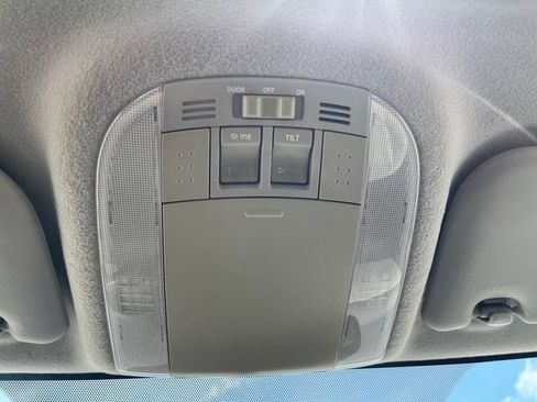 Used 2009 Toyota Corolla LE FWD image 22