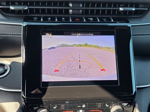 New 2026 Jeep Grand Cherokee L Laredo AWD/4WD image 22