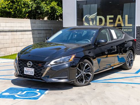 Used 2024 Nissan Altima 2.5 SR FWD image 6
