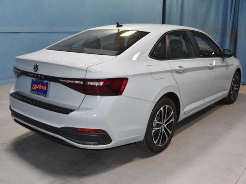 New 2026 Volkswagen Jetta Sport FWD image 21