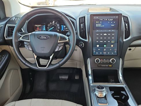 Used 2024 Ford Edge Titanium AWD/4WD image 19