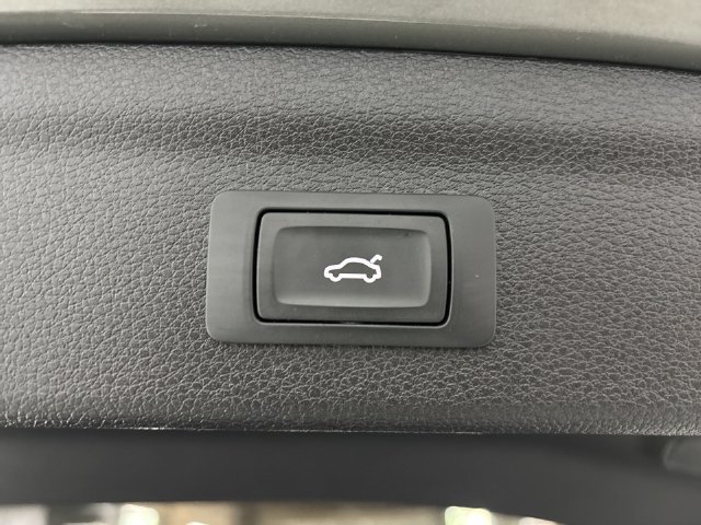 Used 2023 Audi Q3 2.0T Premium AWD/4WD image 27