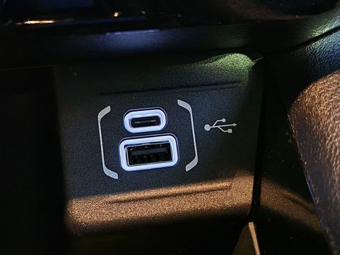 Used 2022 Jeep Compass Limited image 8