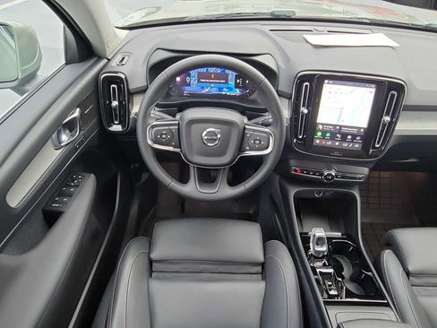 Used 2024 Volvo XC40 B5 Ultimate w/ Protection Package Premier AWD/4WD image 15