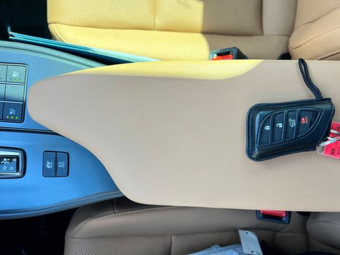 Used 2025 Lexus UX 300h FWD w/ Cold Area Package image 47