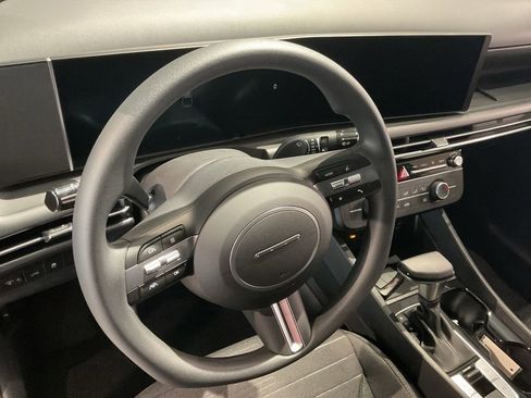 New 2026 Hyundai Santa Cruz SE AWD/4WD image 11