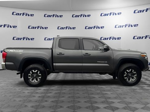 Used 2016 Toyota Tacoma TRD Off-Road w/ Towing Package AWD/4WD image 7