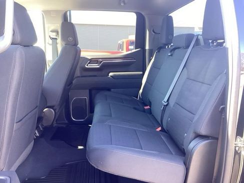 Used 2023 Chevrolet Silverado 1500 LT image 17