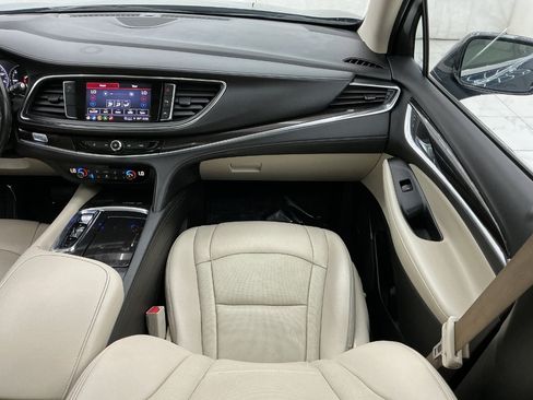 Used 2022 Buick Enclave Premium w/ Experience Buick Package FWD image 30