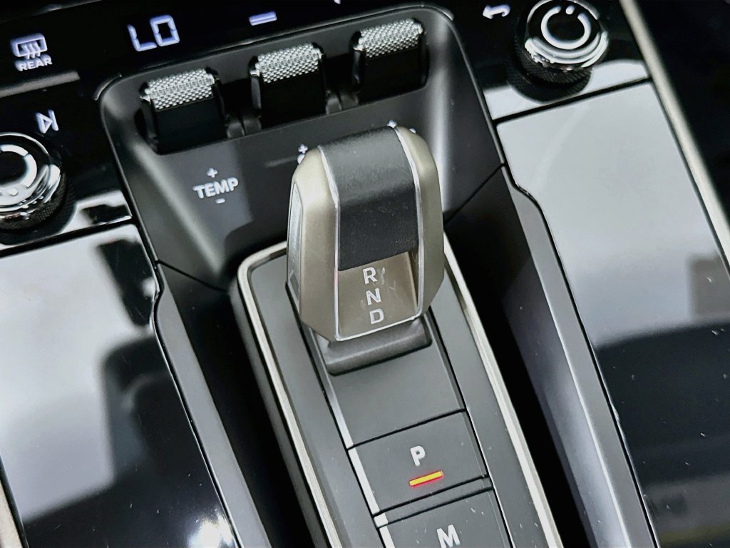 Certified 2025 Porsche 911 Turbo S AWD/4WD image 18