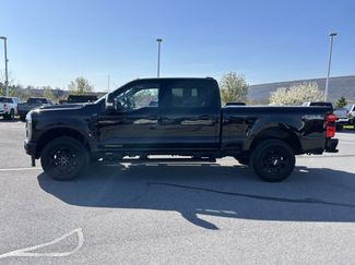 Used 2025 Ford F250 Lariat w/ Lariat Ultimate Package AWD/4WD video 4