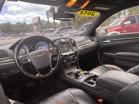 Used 2012 Chrysler 300 S w/ Luxury Group RWD image 6