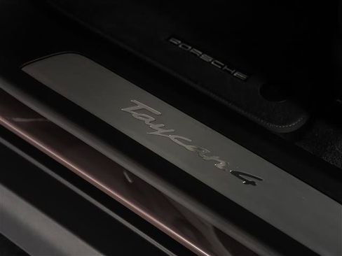 Used 2025 Porsche Taycan RWD image 26