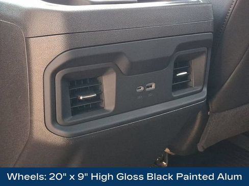 Used 2025 Chevrolet Silverado 1500 LT Trail Boss w/ Convenience Package II AWD/4WD image 22