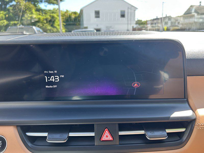 Used 2024 Kia Seltos EX AWD/4WD image 17