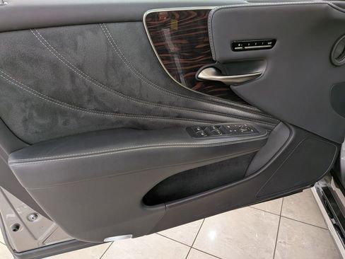 Certified 2023 Lexus LS 500 AWD w/ Luxury Package image 16