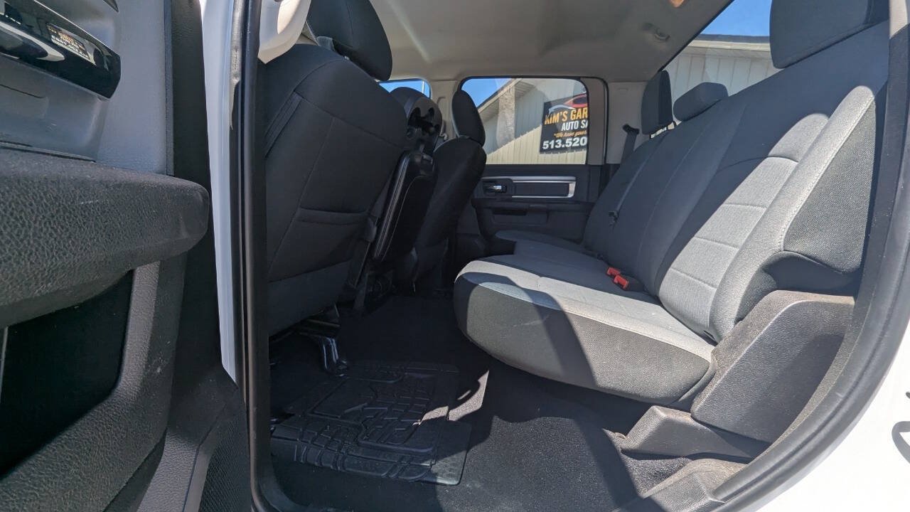 Used 2021 RAM 1500 Classic SLT RWD image 20