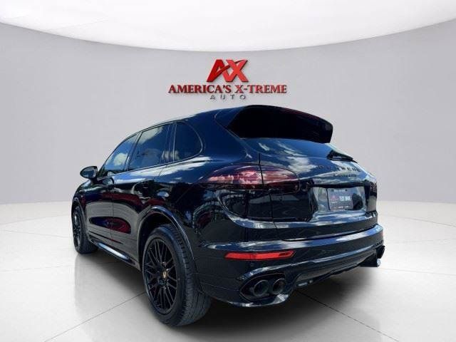 Used 2017 Porsche Cayenne GTS AWD/4WD image 2