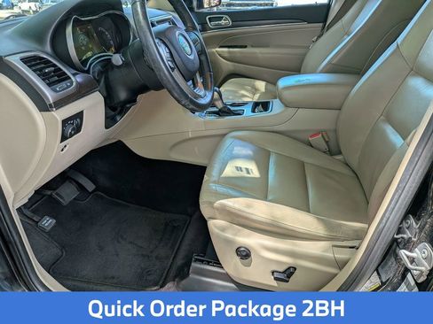 Used 2018 Jeep Grand Cherokee Limited image 14