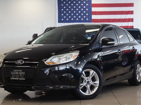 Used 2013 Ford Focus SE FWD image 3