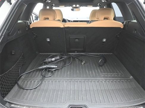 Used 2024 Volvo XC60 T8 Ultimate w/ Protection Package Premier image 23