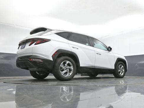 Used 2024 Hyundai Tucson SE image 46