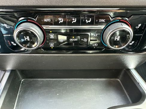 Used 2024 Chevrolet Silverado 1500 LT Trail Boss w/ Convenience Package II image 36