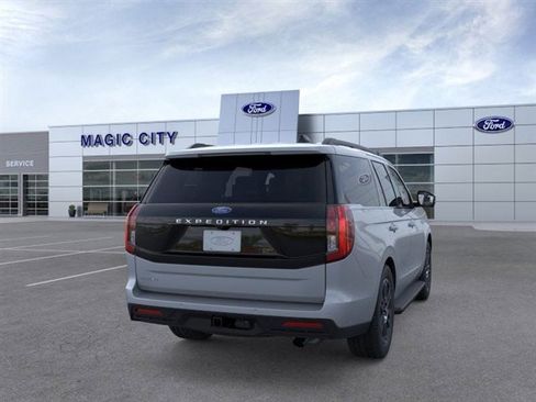 New 2025 Ford Expedition Active AWD/4WD image 8